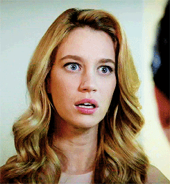 Confused Jane The Virgin GIF-source.gif